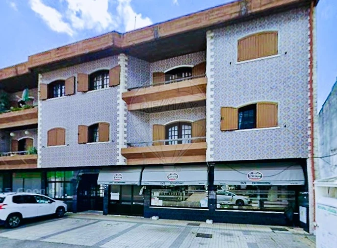 Negócio para Venda em Oiã