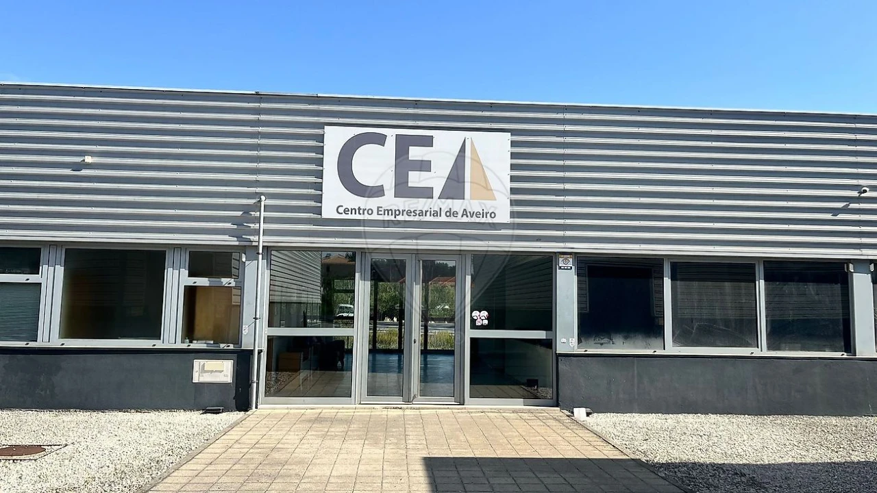 Armazém para Arrendamento em Requeixo, Nossa Senhora de Fátima e Nariz Foto 17