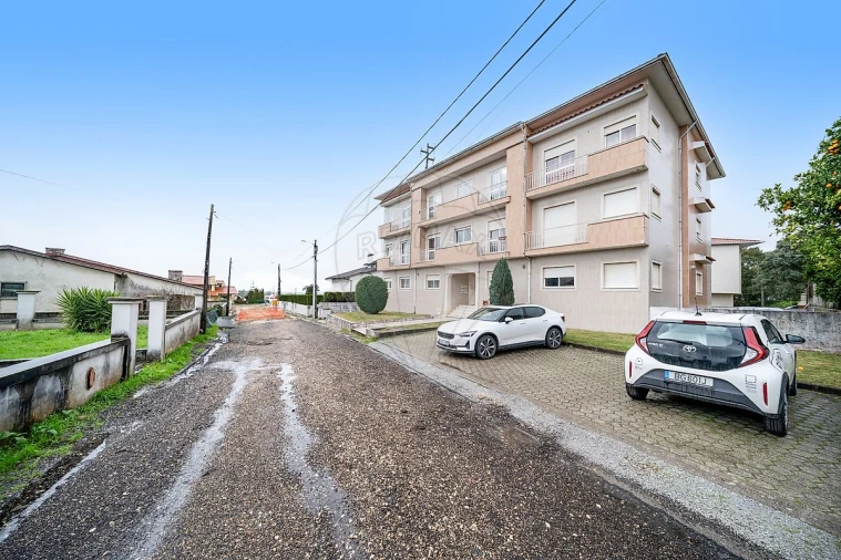 Apartamento T3 para Venda em Oiã Foto 20