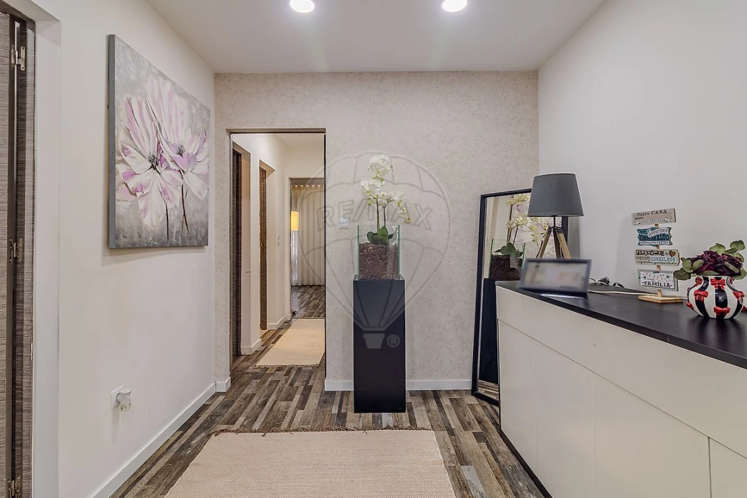 Moradia T4 para Venda em Custóias, Leça do Balio e Guifões Foto 10