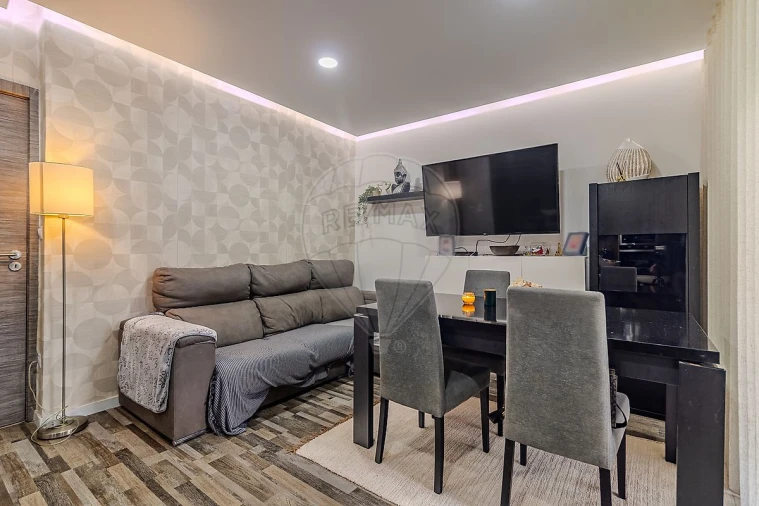 Moradia T4 para Venda em Custóias, Leça do Balio e Guifões Foto 1