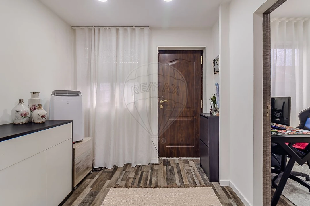 Moradia T4 para Venda em Custóias, Leça do Balio e Guifões Foto 11