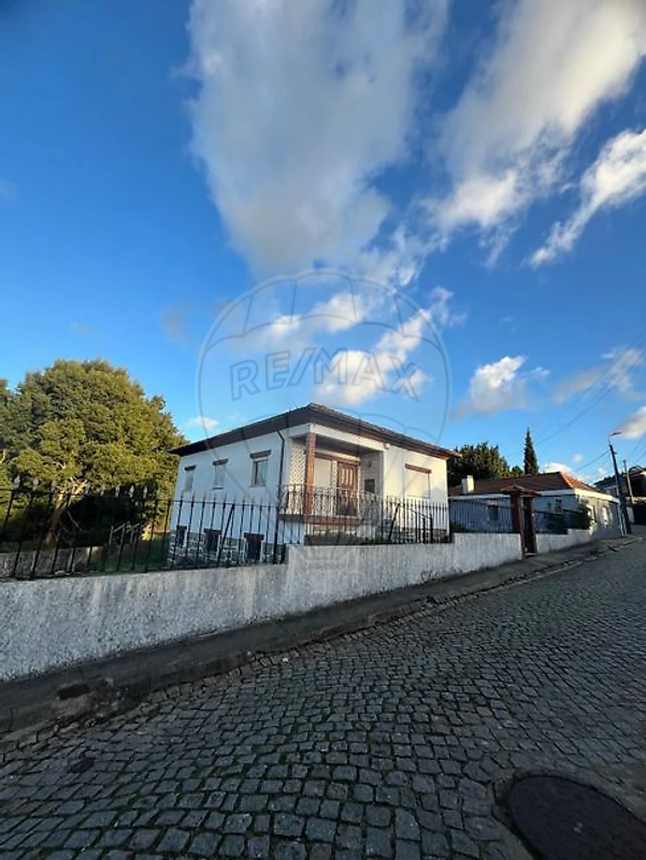 Moradia T3 para Venda em São Felix da Marinha Foto 1