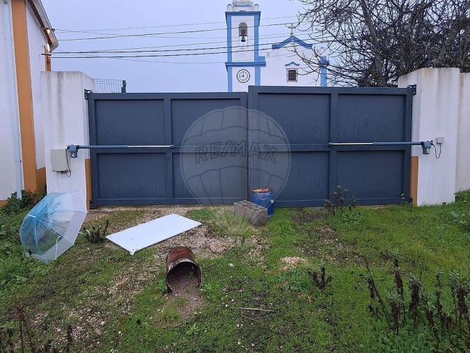 Terreno para Venda em Dois Portos e Runa