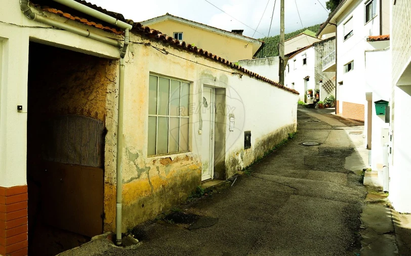 Moradia T3 para Venda em Ceira Foto 33