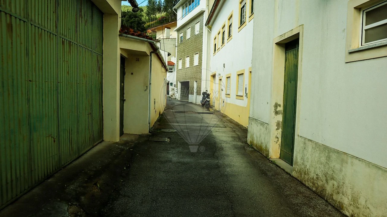 Moradia T3 para Venda em Ceira Foto 30