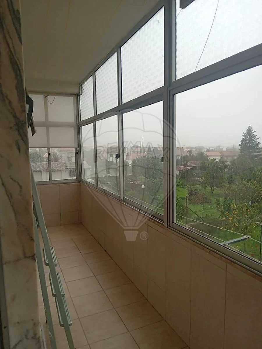 Apartamento T3 para Arrendamento em São Martinho do Bispo e Ribeira de Frades Foto 8