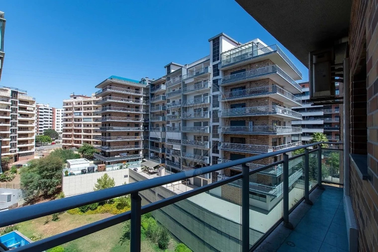 Apartamento T3 para Arrendamento em Odivelas Foto 8