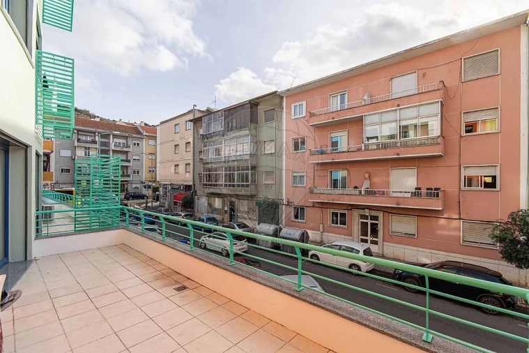 Apartamento T2 para Venda em Póvoa de Santo Adrião e Olival Basto Foto 17