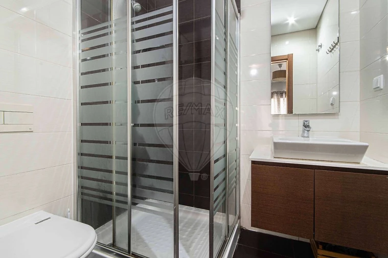 Apartamento T2 para Venda em Póvoa de Santo Adrião e Olival Basto Foto 10