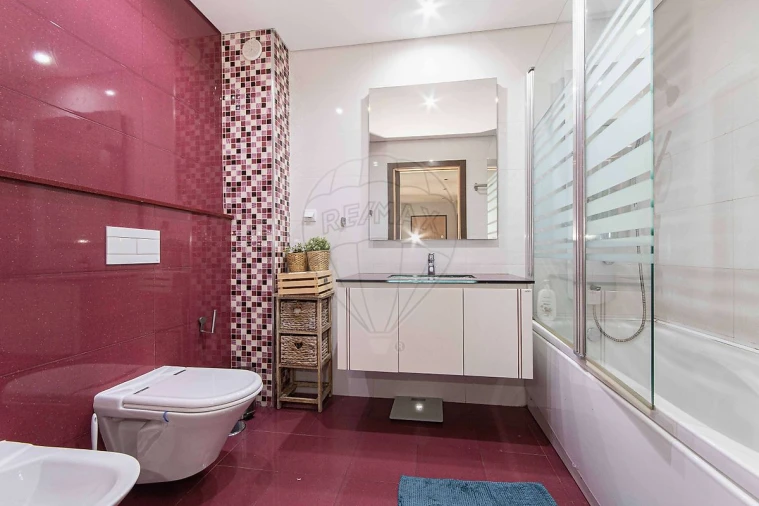 Apartamento T2 para Venda em Póvoa de Santo Adrião e Olival Basto Foto 9