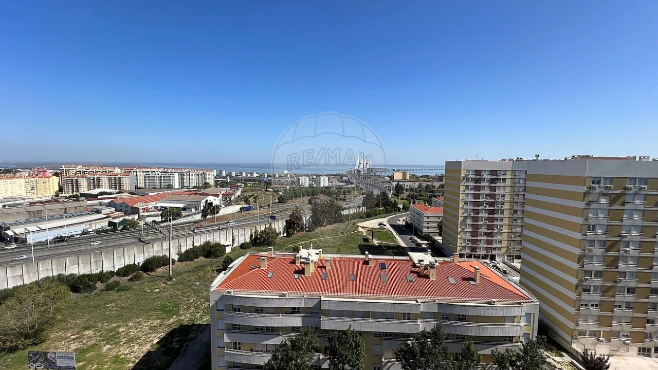 Apartamento T3 para Venda em Moscavide e Portela Foto 31