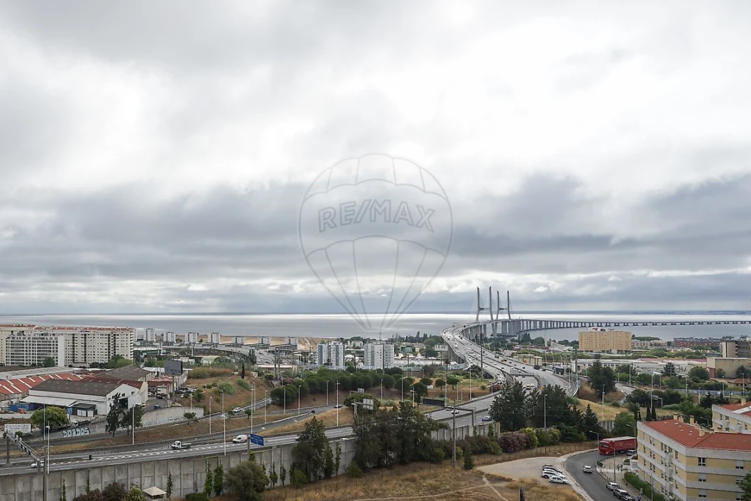 Apartamento T3 para Venda em Moscavide e Portela Foto 28