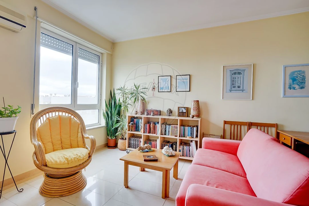 Apartamento T3 para Venda em Moscavide e Portela Foto 5