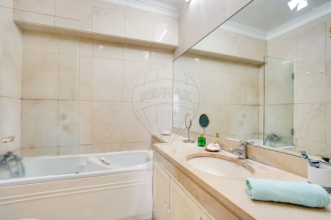 Apartamento T3 para Venda em Moscavide e Portela Foto 15