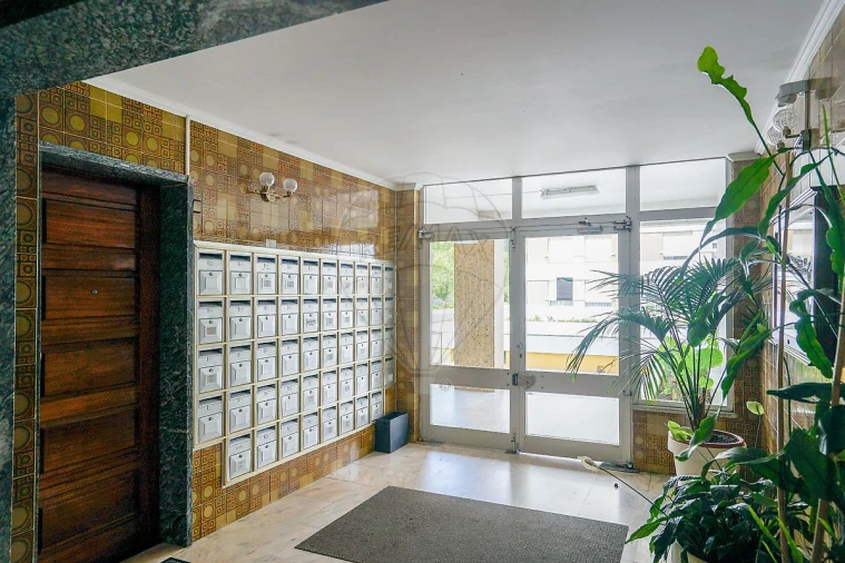 Apartamento T3 para Venda em Moscavide e Portela Foto 33