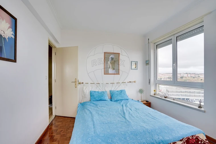 Apartamento T3 para Venda em Moscavide e Portela Foto 14