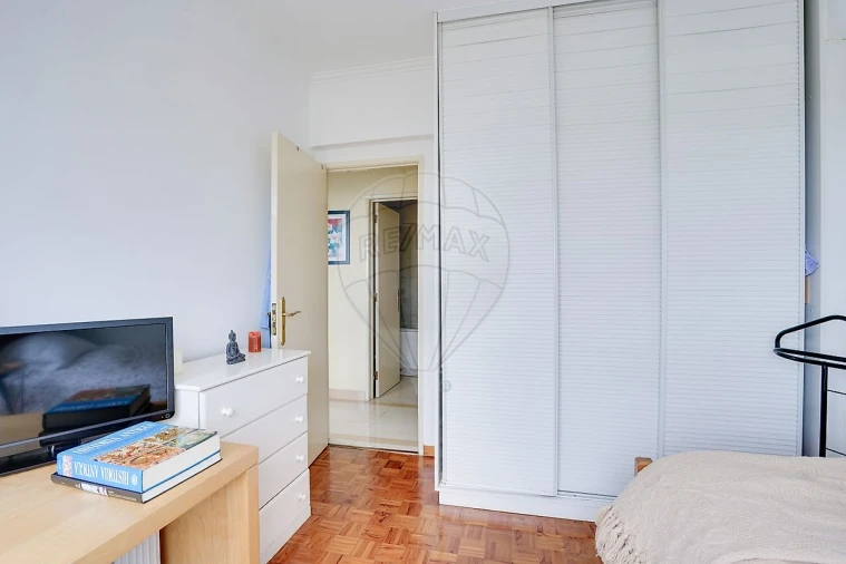 Apartamento T3 para Venda em Moscavide e Portela Foto 16