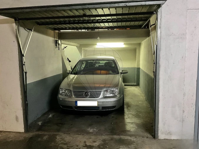 Apartamento T3 para Venda em Moscavide e Portela Foto 2