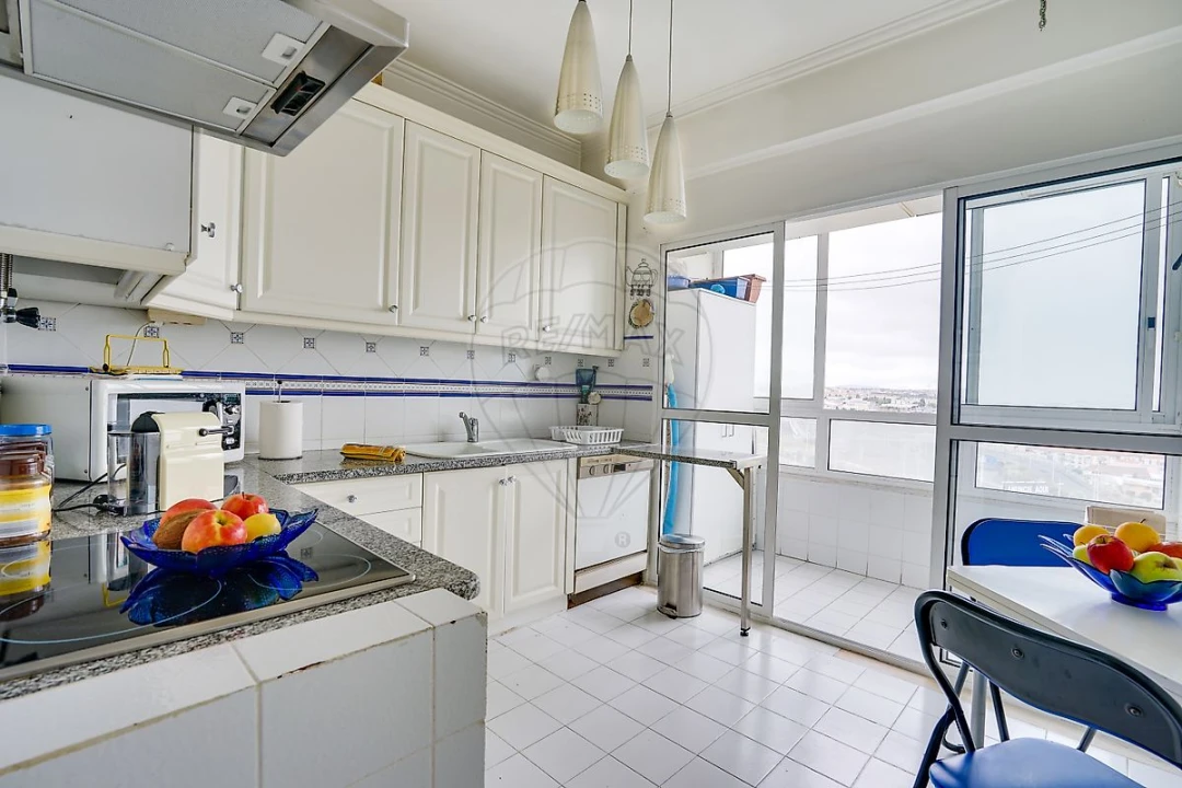 Apartamento T3 para Venda em Moscavide e Portela Foto 20