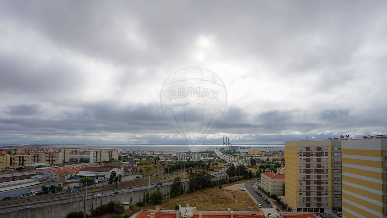 Apartamento T3 para Venda em Moscavide e Portela Foto 32