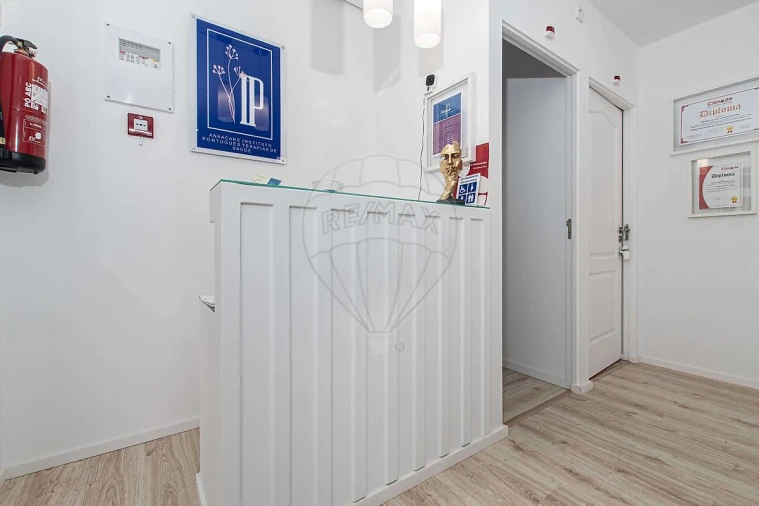 Loja para Venda em Agualva e Mira-Sintra Foto 4