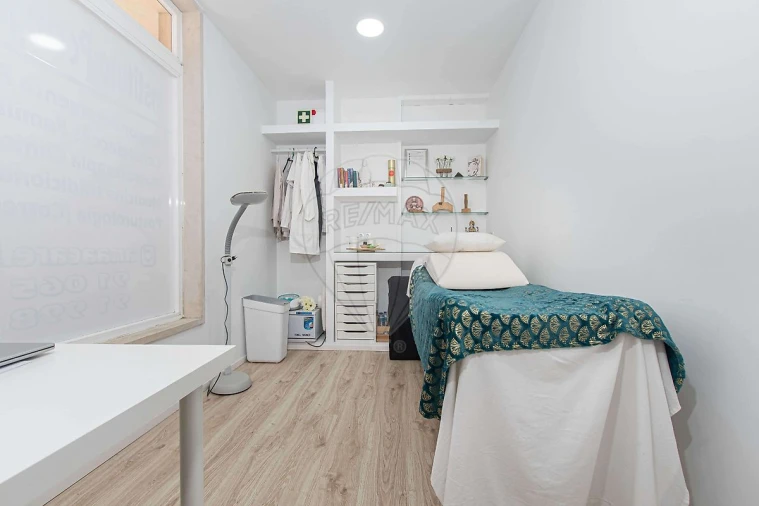 Loja para Venda em Agualva e Mira-Sintra Foto 1