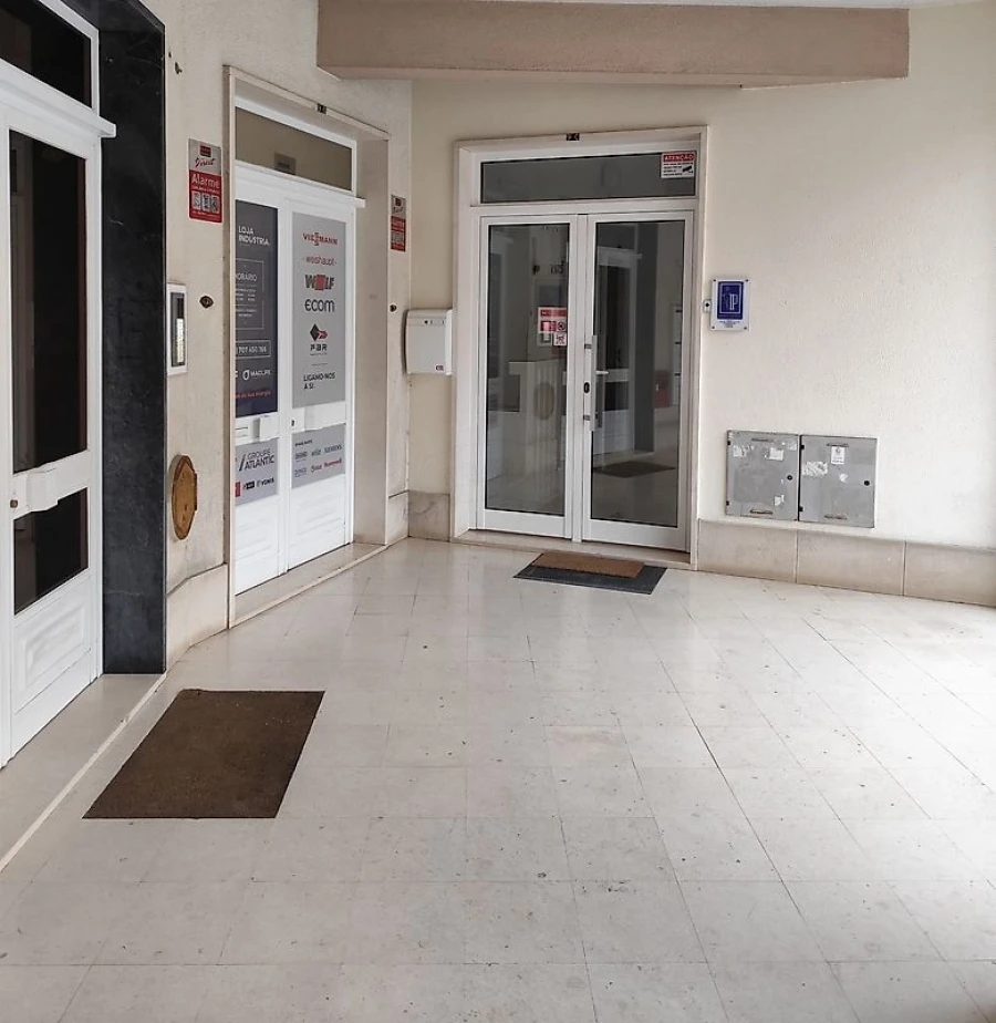 Loja para Venda em Agualva e Mira-Sintra Foto 11