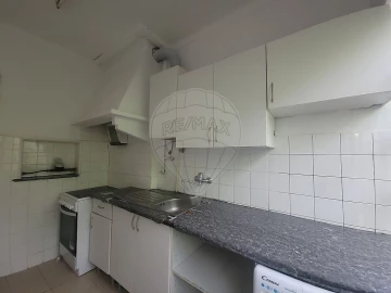 Apartamento T2 para Venda em Queluz e Belas