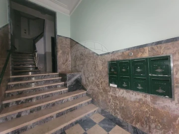 Apartamento T2 para Venda em Queluz e Belas