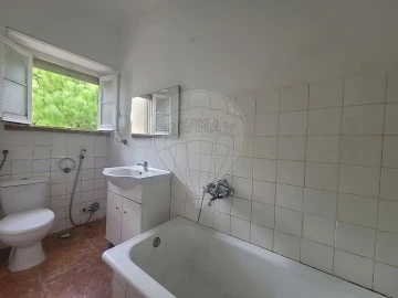 Apartamento T2 para Venda em Queluz e Belas