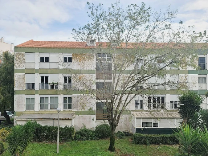 Apartamento T2 para Venda em Massamá e Monte Abraão Foto 11