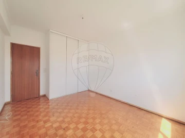 Apartamento T2 para Venda em Rio de Mouro