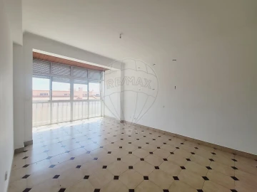Apartamento T2 para Venda em Rio de Mouro