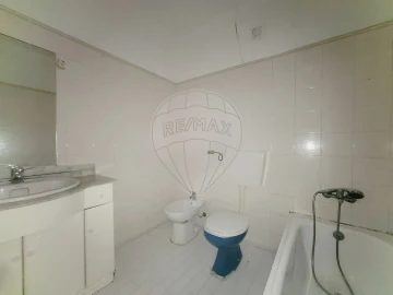 Apartamento T2 para Venda em Rio de Mouro