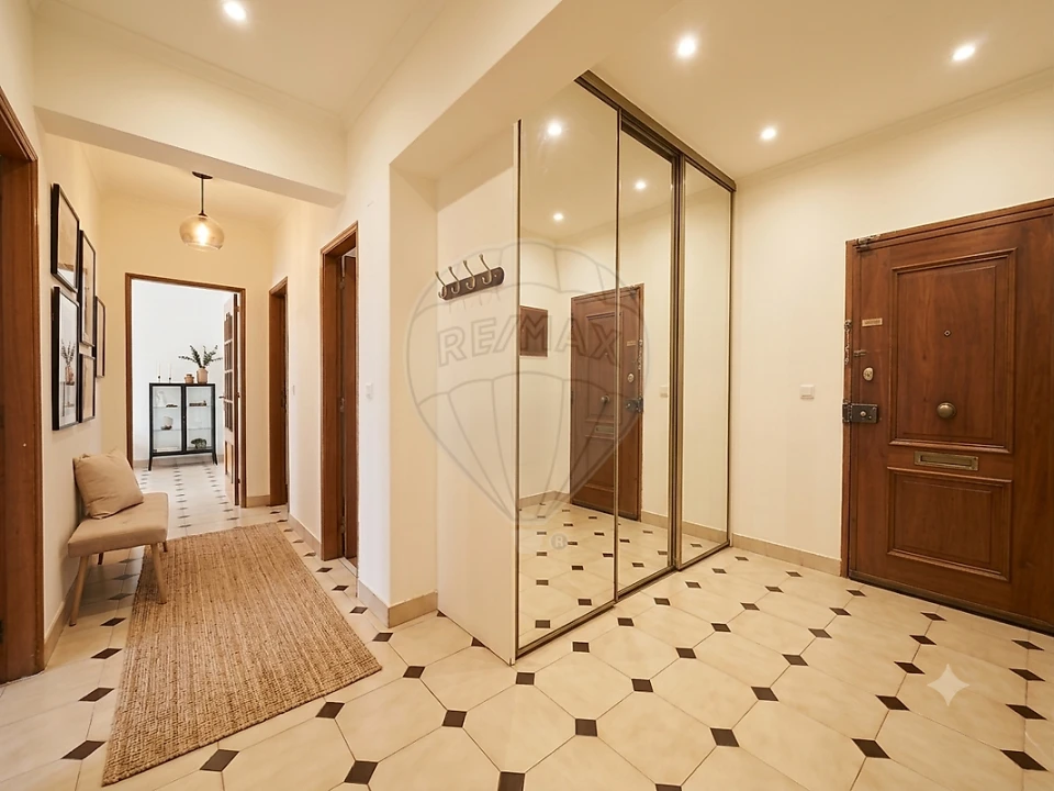 Apartamento T2 para Venda em Rio de Mouro Foto 22