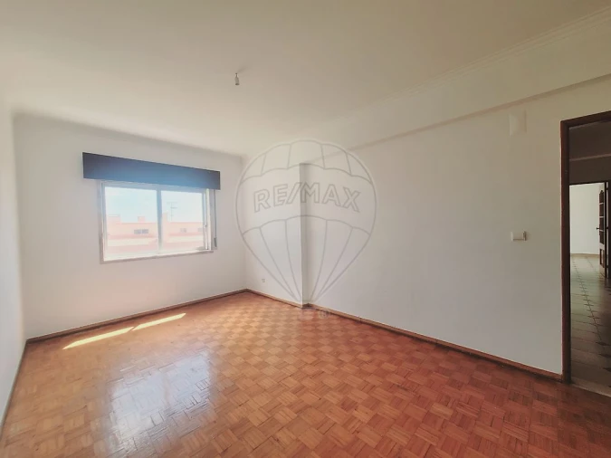 Apartamento T2 para Venda em Rio de Mouro Foto 21