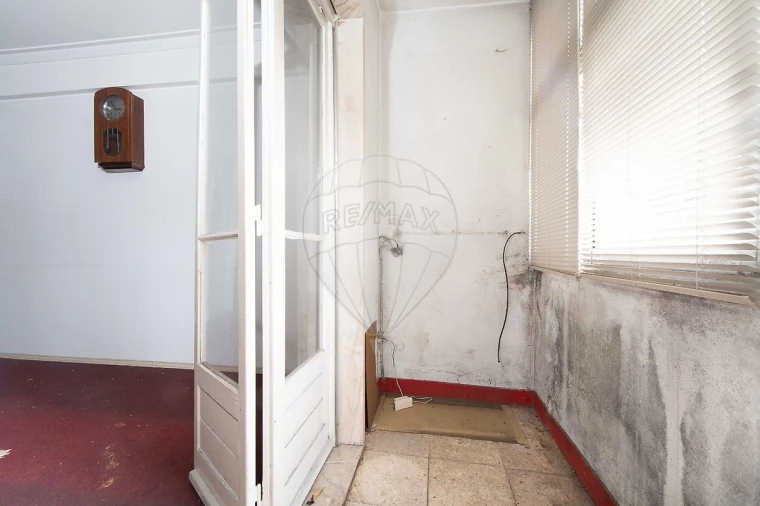 Apartamento T1 para Venda em Barcarena Foto 5