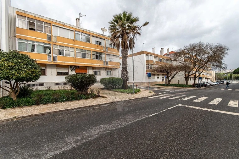 Apartamento T1 para Venda em Barcarena