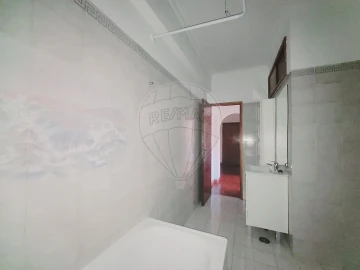 Apartamento T2 para Venda em Rio de Mouro