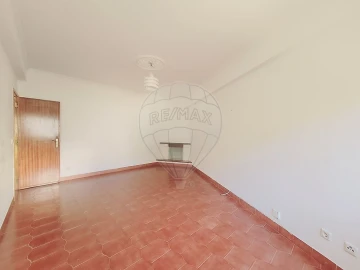 Apartamento T2 para Venda em Rio de Mouro