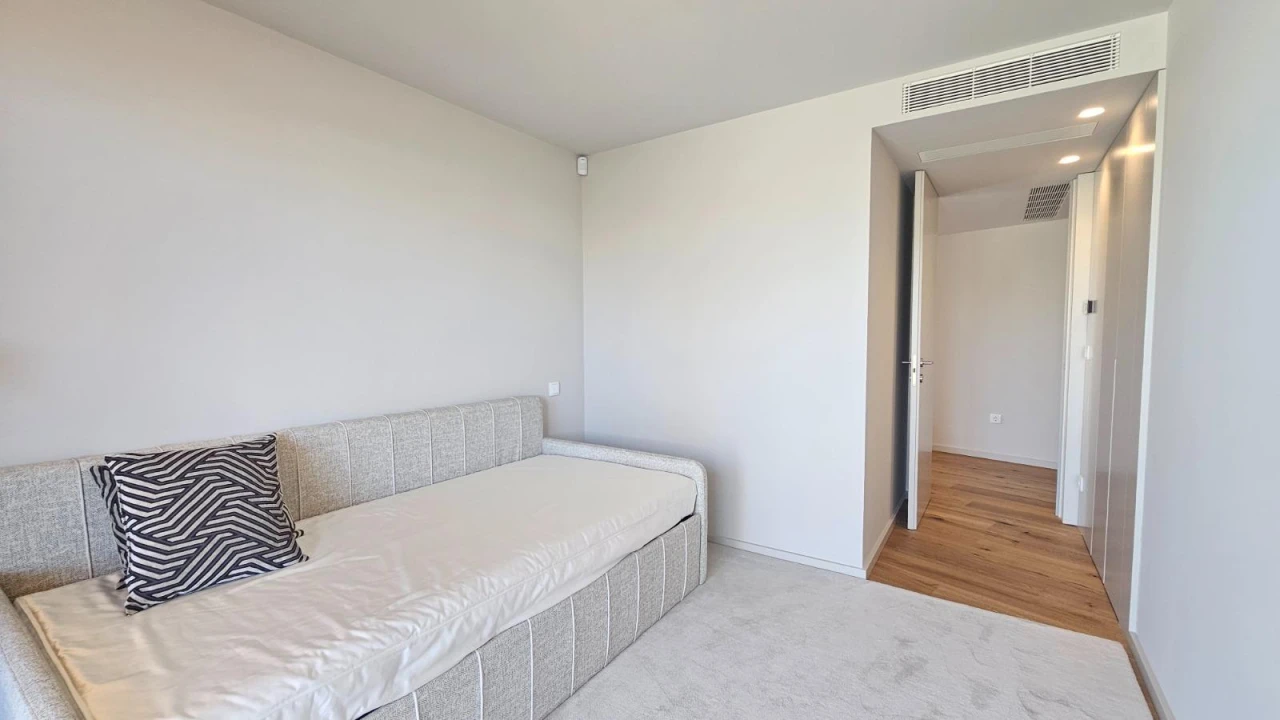 Apartamento T2 para Venda em São Felix da Marinha Foto 17