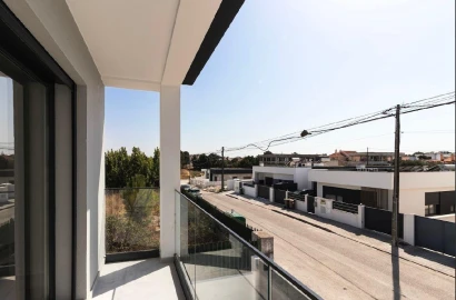 Moradia T3 para Venda em Fernao Ferro