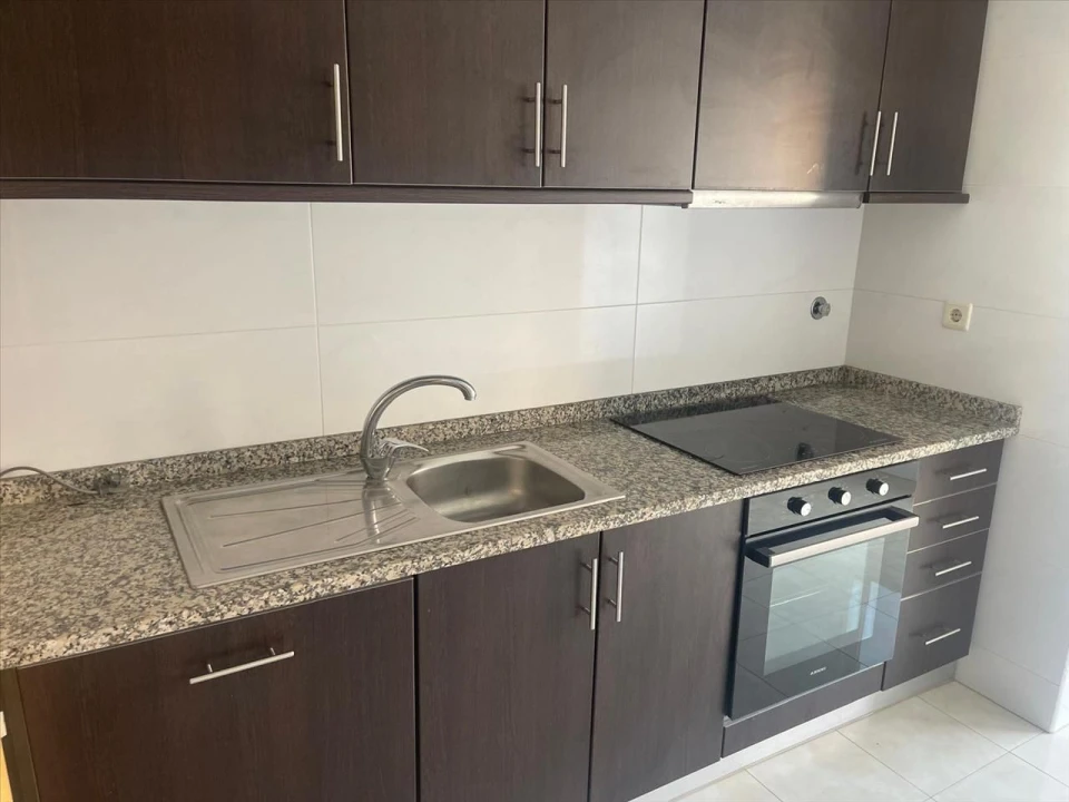 Apartamento T2 para Venda em Canelas Foto 9