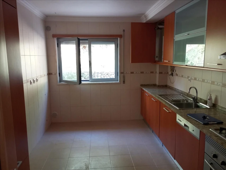 Apartamento T2 para Venda em Vila Franca de Xira Foto 8