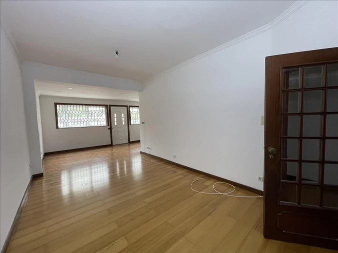 Apartamento T2 para Venda em Cedofeita, Santo Ildefonso, Sé, Miragaia, São Nicolau e Vitória Foto 3