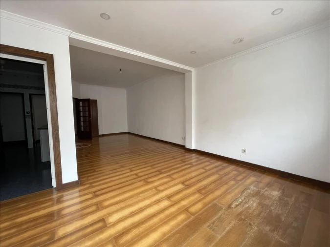 Apartamento T2 para Venda em Cedofeita, Santo Ildefonso, Sé, Miragaia, São Nicolau e Vitória Foto 4