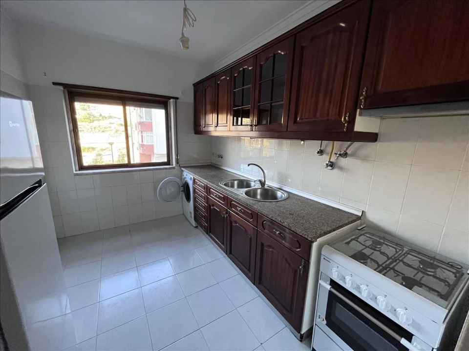 Apartamento T2 para Venda em Cacém e São Marcos Foto 8