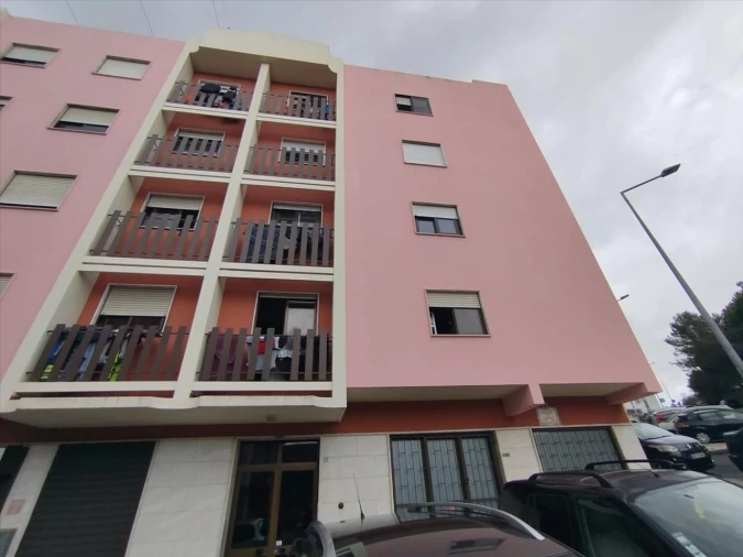 Apartamento T2 para Venda em Cacém e São Marcos Foto 13