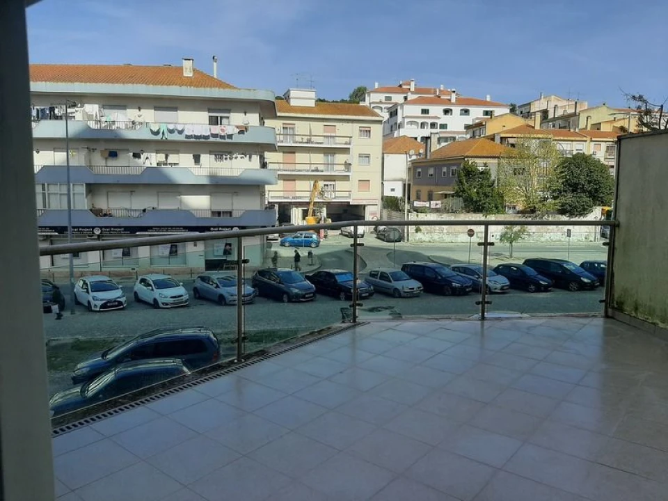 Apartamento T3 para Venda em Azambuja Foto 4